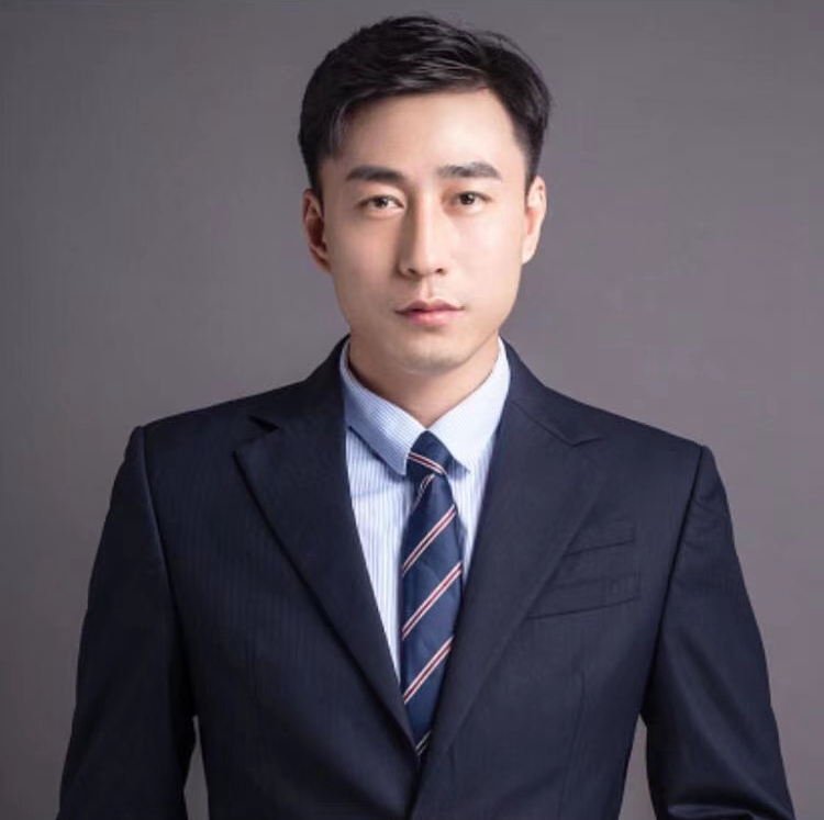 王胜军 视觉与舞美负责人